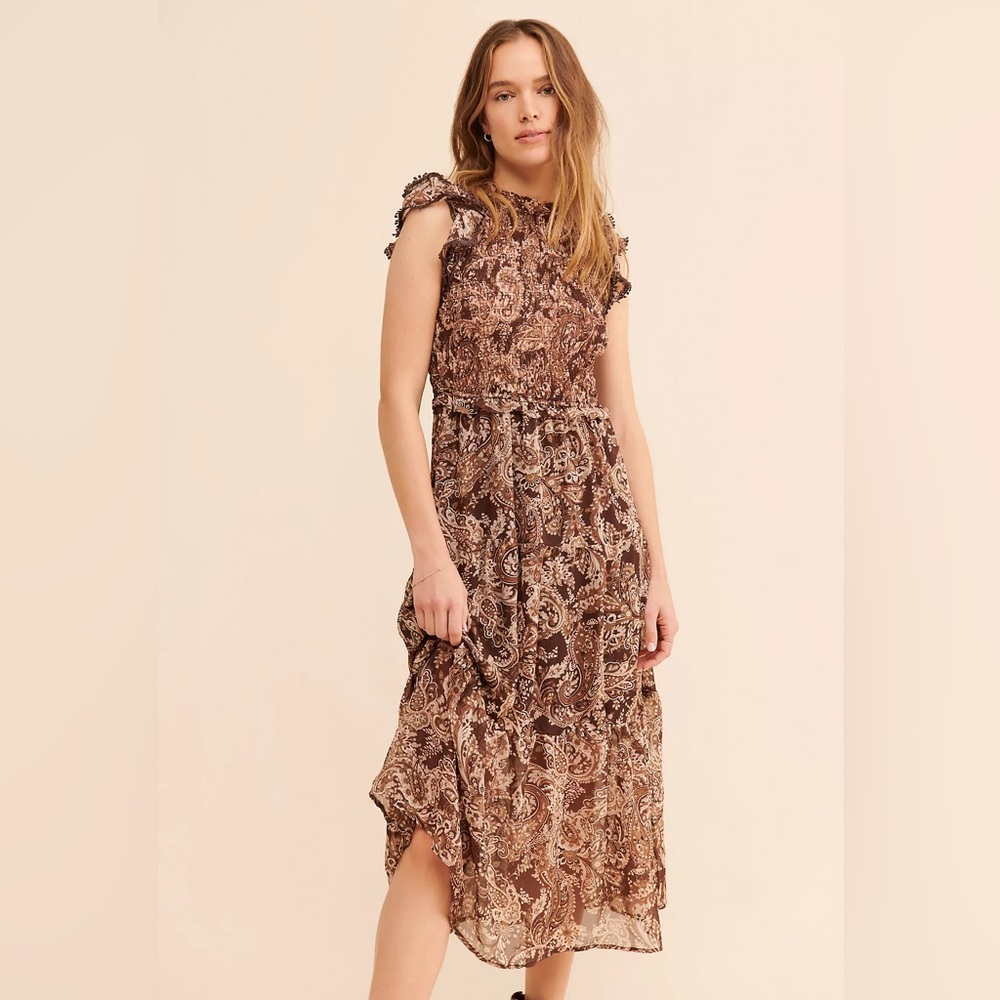 NWT Moon River Anthropologie Ruffle Tiered Dress Size: S Color: Brown & Beige